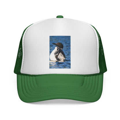 Loon Waterfowl Trucker Cap – Vintage Nature Bird Hat for Birdwatchers