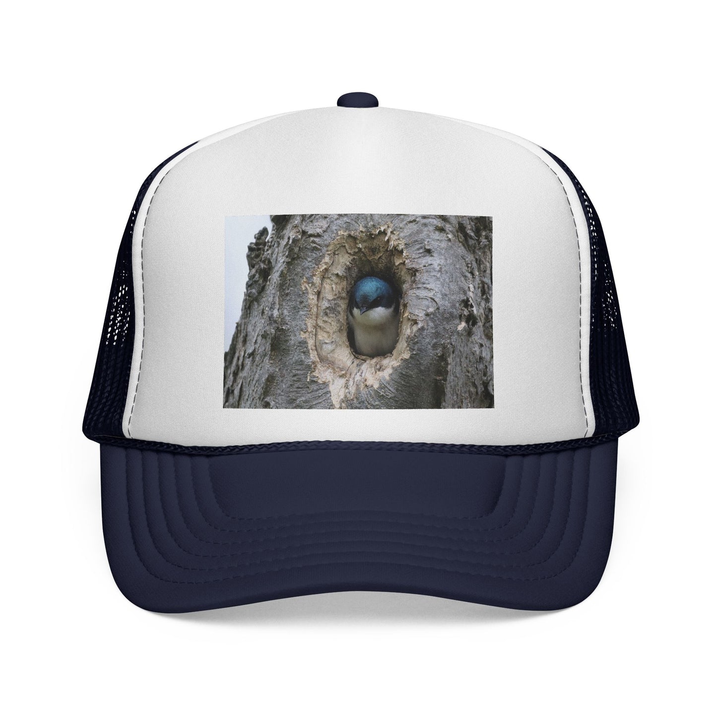 Bluebird Nest Trucker Cap – Cute Bird in Tree Hole Photo Hat