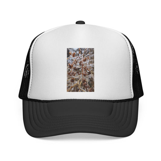 Frosted Grass Trucker Cap – Winter Nature Photo Mesh Hat