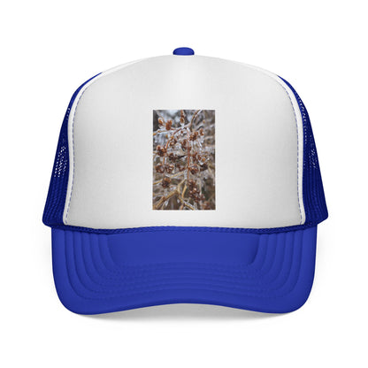 Frosted Grass Trucker Cap – Winter Nature Photo Mesh Hat