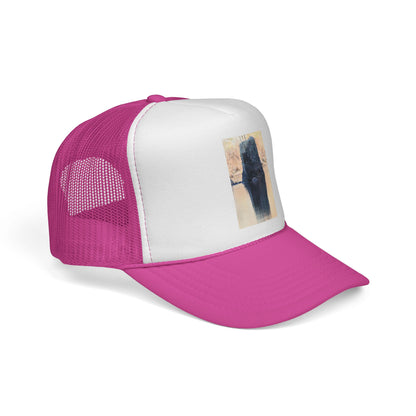Trucker Hat with Vintage Bear Photo — Rustic Outdoor Wildlife Cap