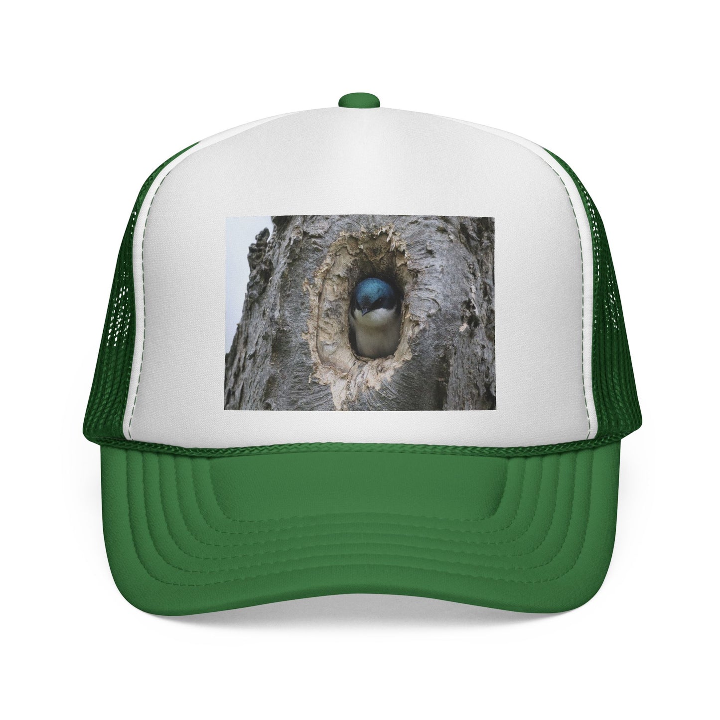 Bluebird Nest Trucker Cap – Cute Bird in Tree Hole Photo Hat