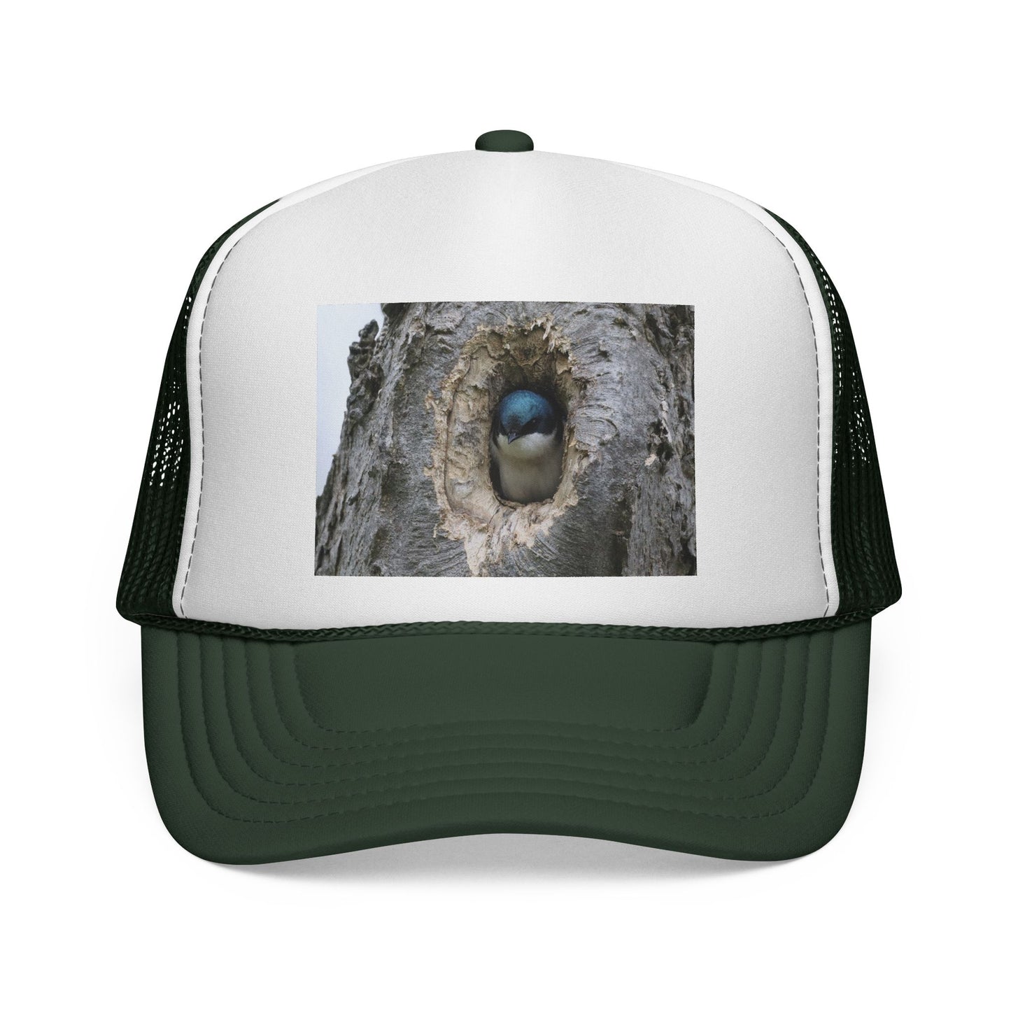 Bluebird Nest Trucker Cap – Cute Bird in Tree Hole Photo Hat